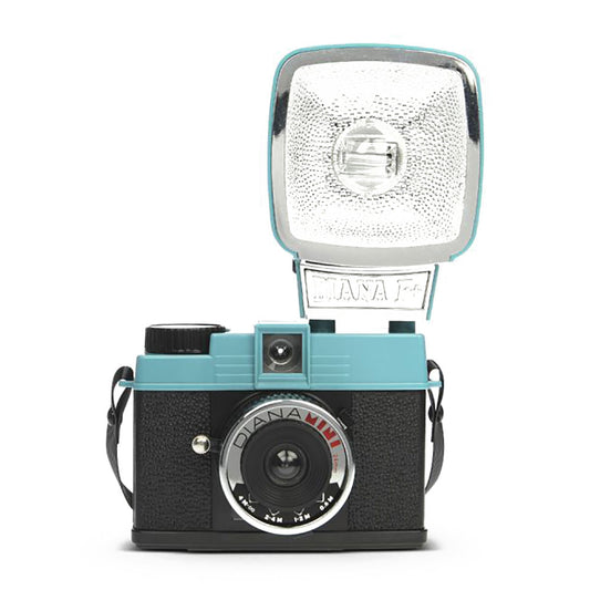 Diana Mini & Flash Camera: shine a light on your square or half-frame format pictures.
