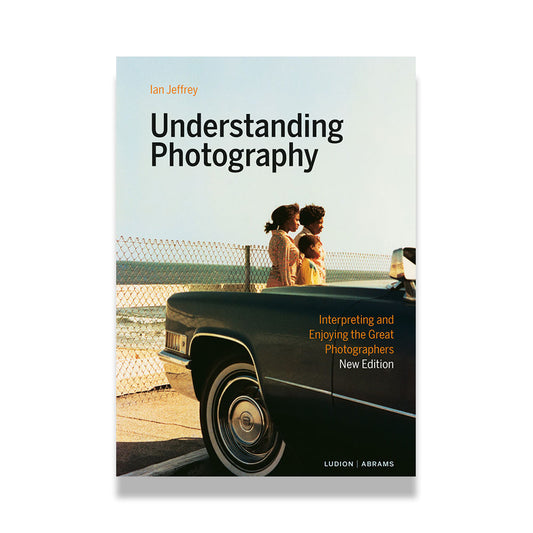 Book cover of Understanding Photography
