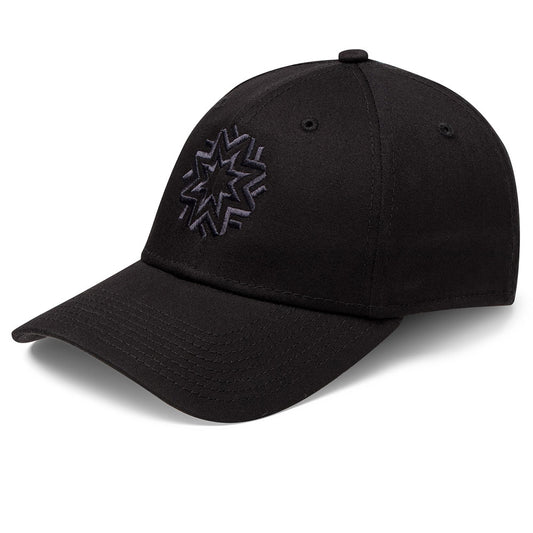 Black New Era x Fotografiska baseball cap, with embroidered Fotografiska logo in black on the front.